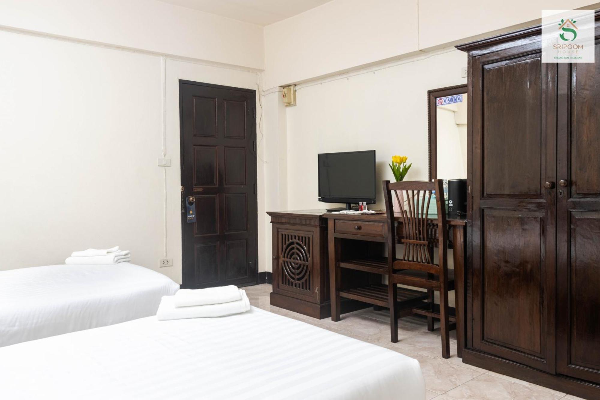Hotel Sripoom House 1 Chiang Mai Exterior foto